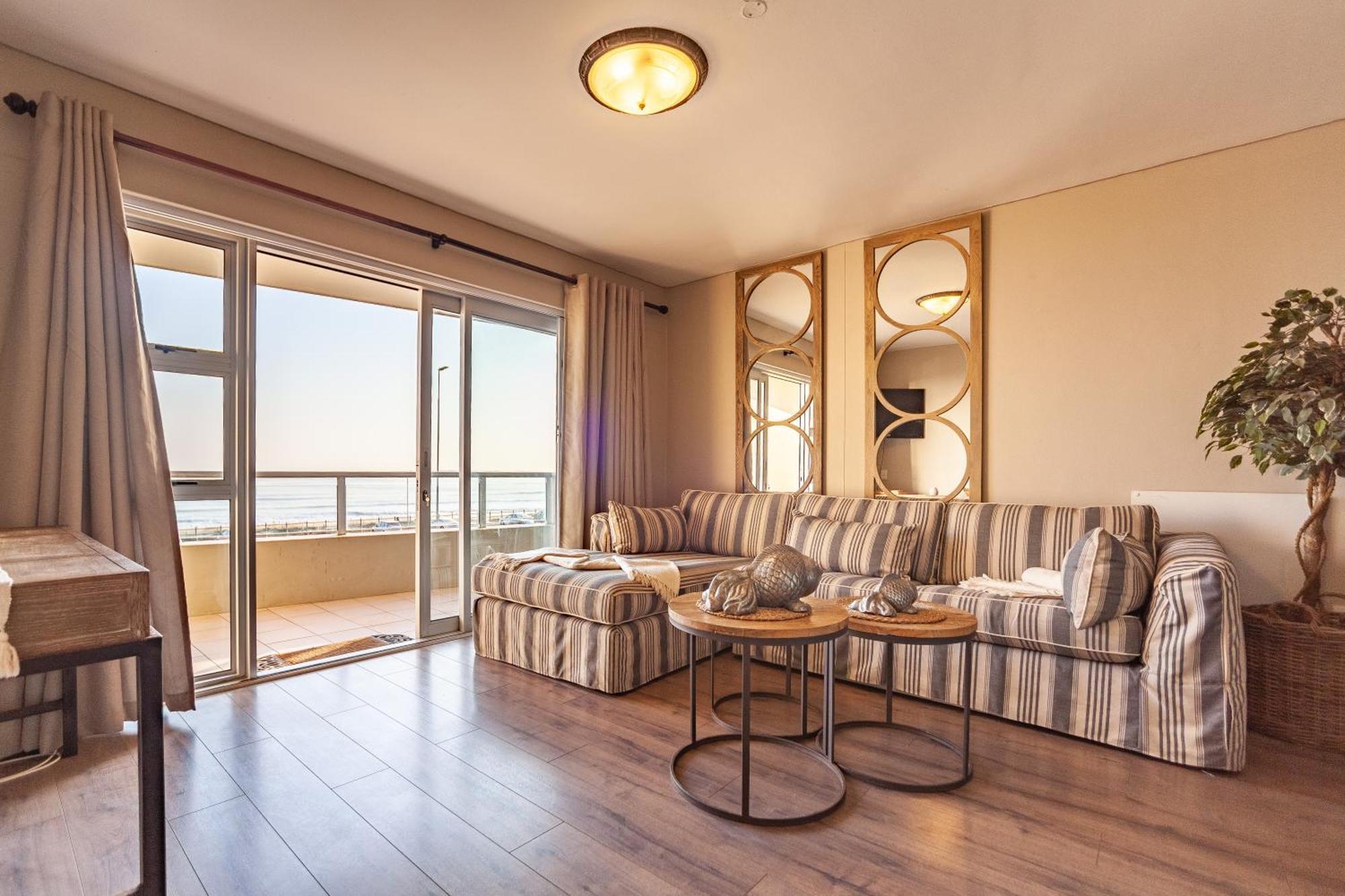Beachfront Luxury Living- A106 Seaspray, Blouberg Cape Town